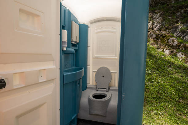 Best Standard Portable Toilet Rental  in USA